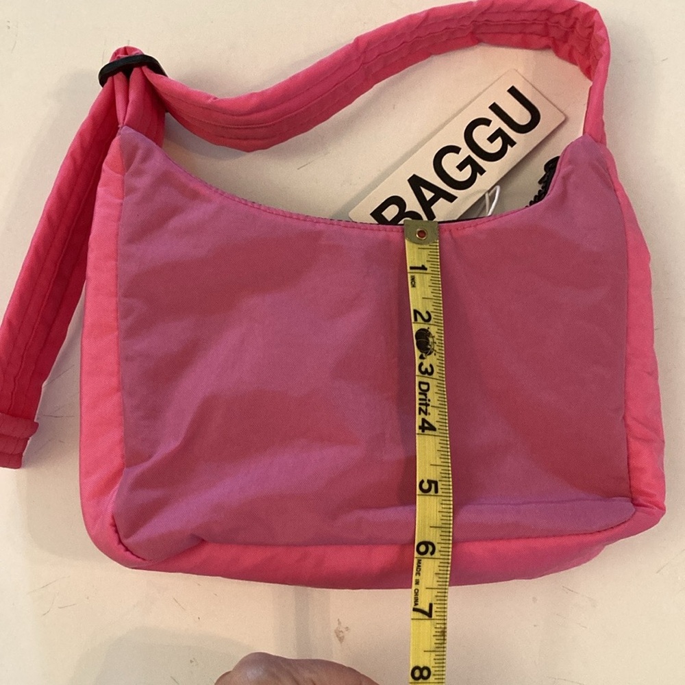 BAGGU mini nylon Pink Padded Shoulder Bag NEW two tone azalea pink sample bag - Picture 9 of 13
